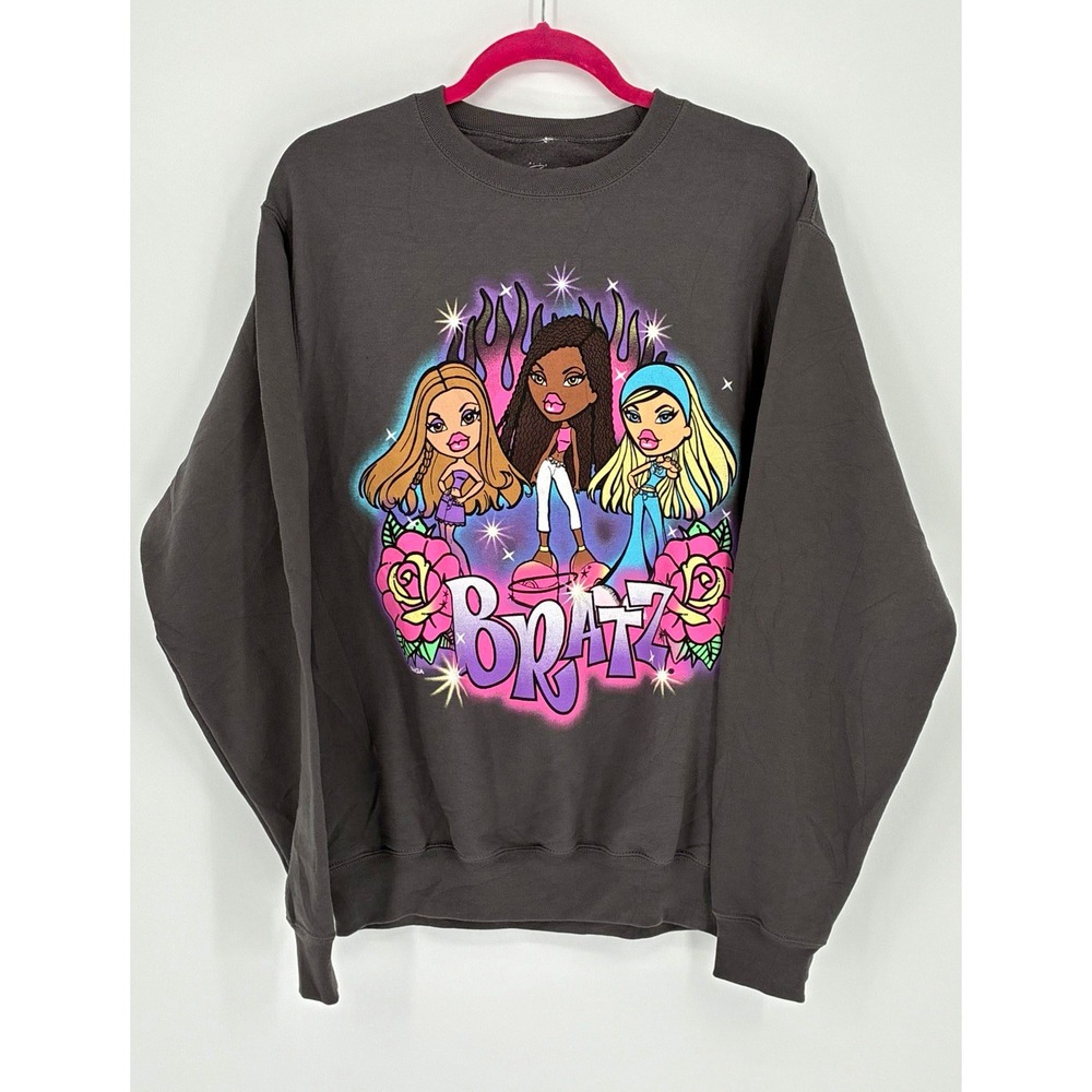 Bratz Sweatshirt Womens M Gray Graphic Crewneck Y2K-Inspired MGA 2022 Oversized